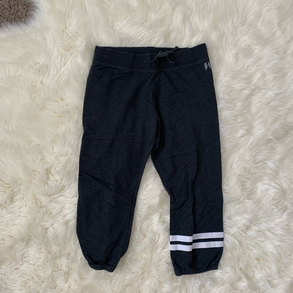 Victoria Secret Lounge Capri Pants
